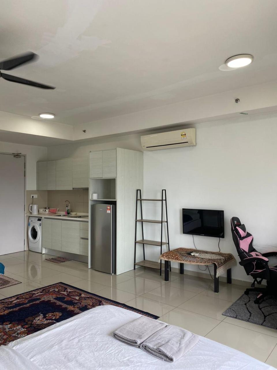 Host Assist Homestay By Ha I-City Shah Alam Exteriör bild